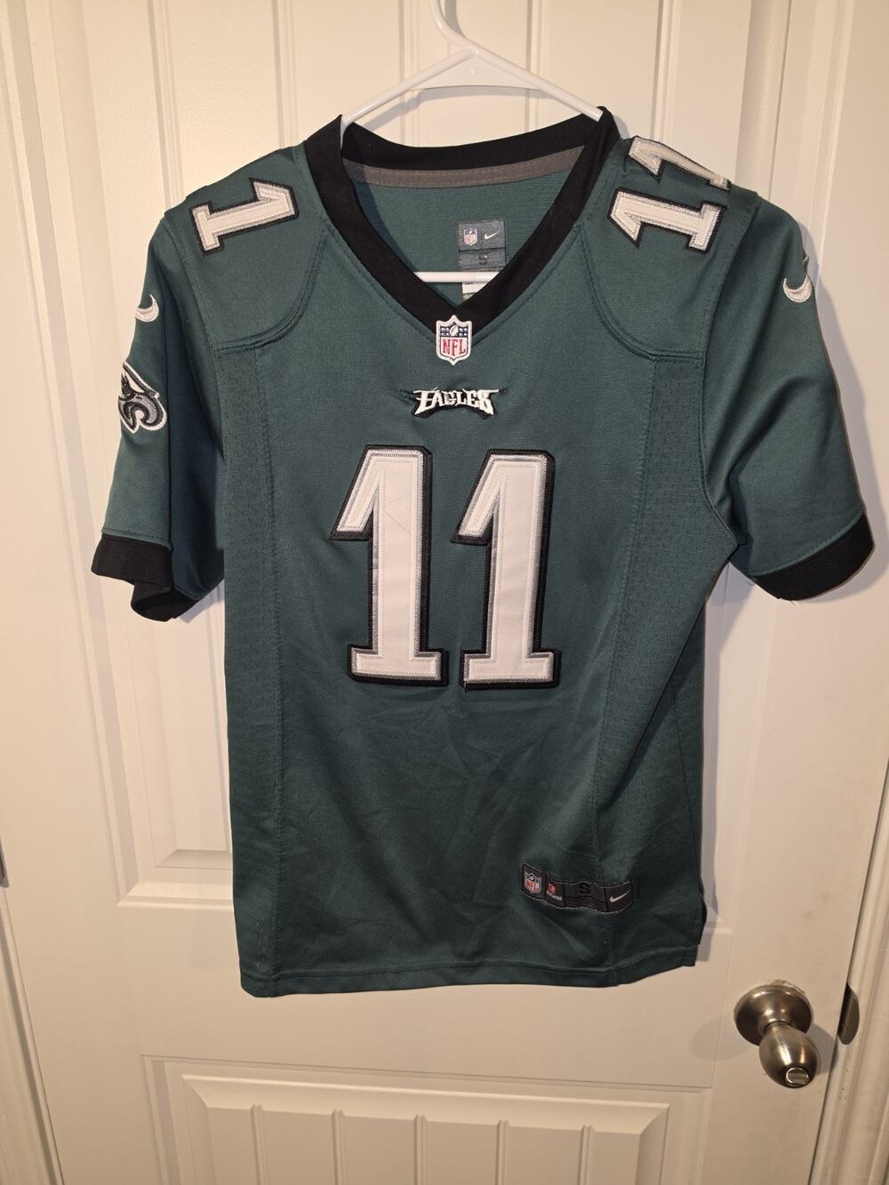Nike Philadelphia Eagles Carson Wentz #11 Jersey Small S NFL Stitched Green